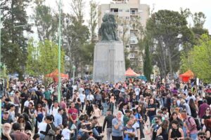 WhatsApp Image 2025-10-21 at 12.20.42 (1)