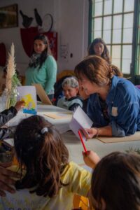 Prende - Taller de exploraciones plásticas para chicas y chicos